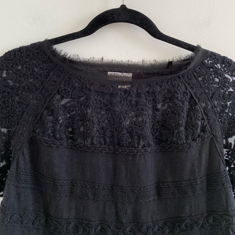 Anthropogenic Meadow Rue Gossamer Lace Short Sleeve Tee Size Medium - Picture 3 of 8
